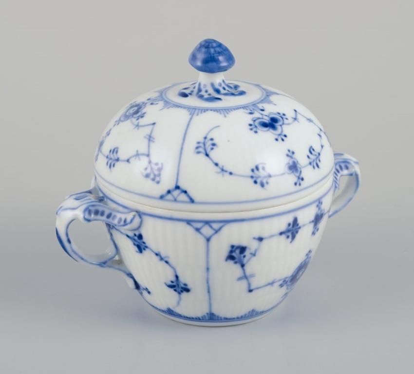 Royal Copenhagen Blu, scanalato e liscio. Cremiera e zuccheriera. Circa 1930. in vendita 1