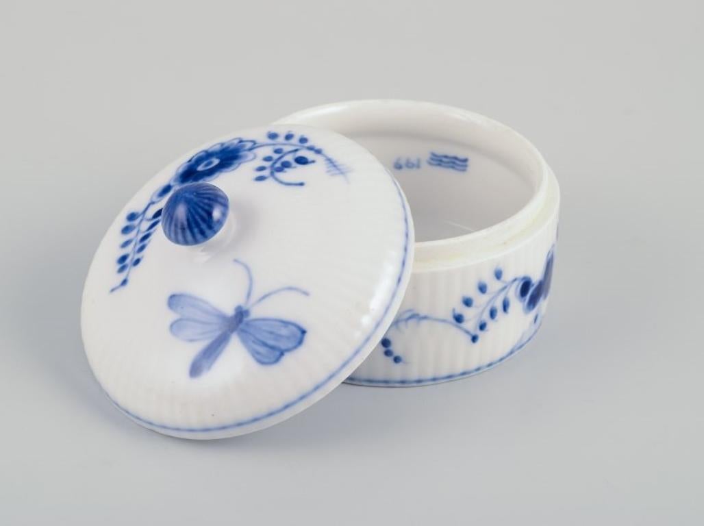 Danish Royal Copenhagen Blue Fluted Plain lidded jar. Decorated with insects. For Sale