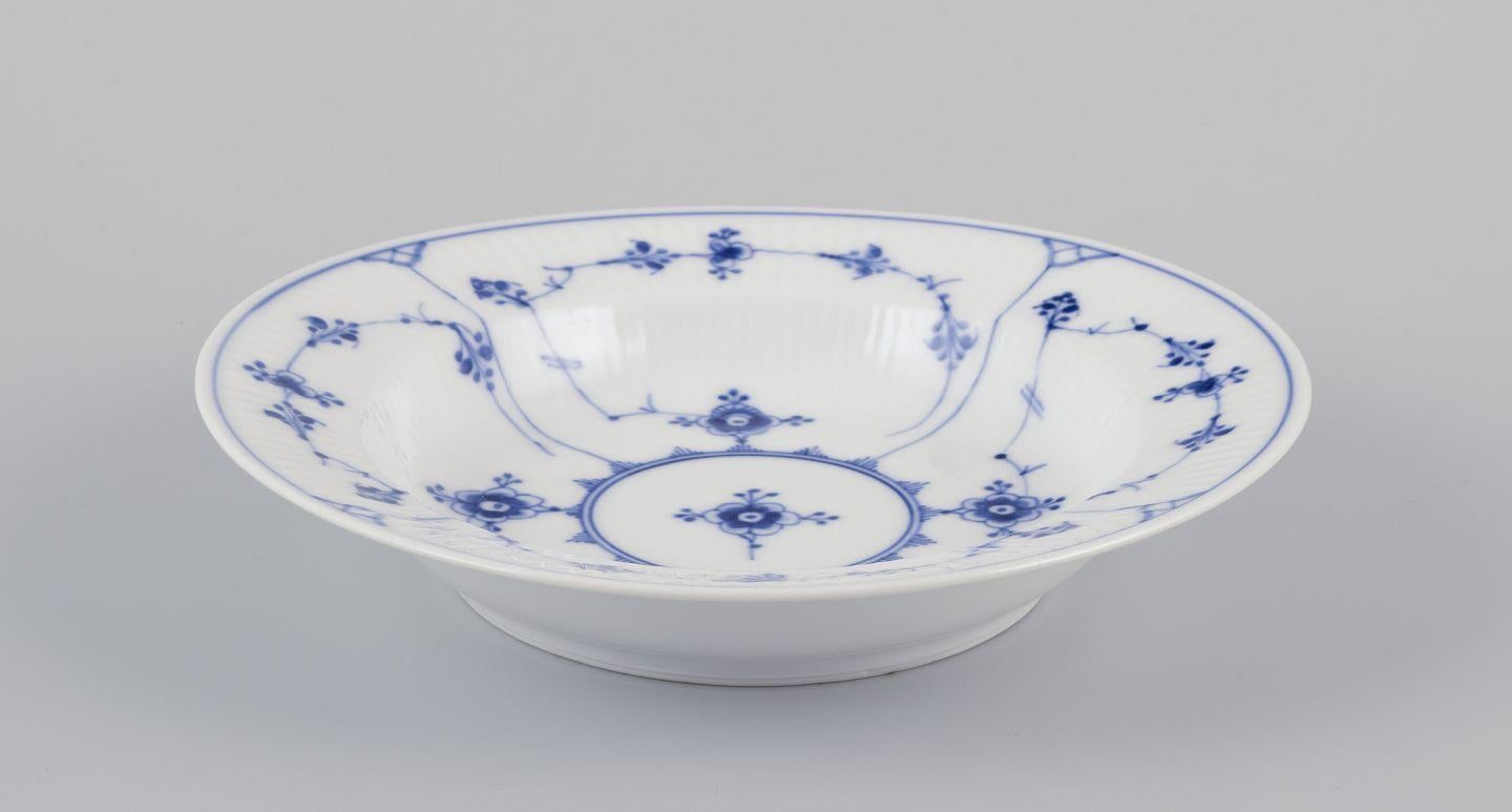 PRE-OWNED GOODS ARE EXEMPT FROM IMPORT TARIFFS FOR U.S., UK, AUSTRALIAN & CANADIAN CUSTOMERS.   
THEREFORE, NO IMPORT TARIFFS WILL BE APPLICABLE TO YOUR PURCHASE. 

Royal Copenhagen Blue Fluted Plain.
A set of five small deep plates.
Hand-painted in