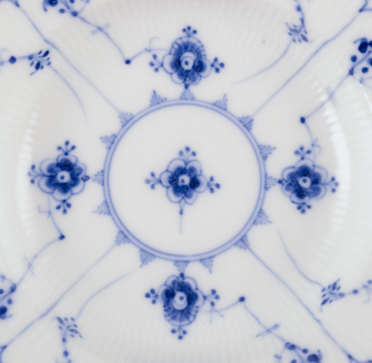 Royal Copenhagen Blue Fluted Plain. Set of five small deep plates in porcelain. For Sale 2