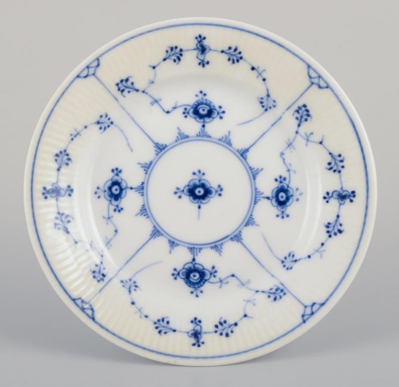 Royal Copenhagen Azul Liso Acanalado. Seis platos de porcelana. Principios del siglo XX Porcelana