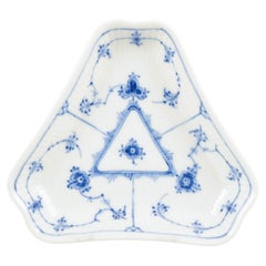 Royal Copenhagen Blue Fluted Plain. Small triangular plate in porcelain, 1966