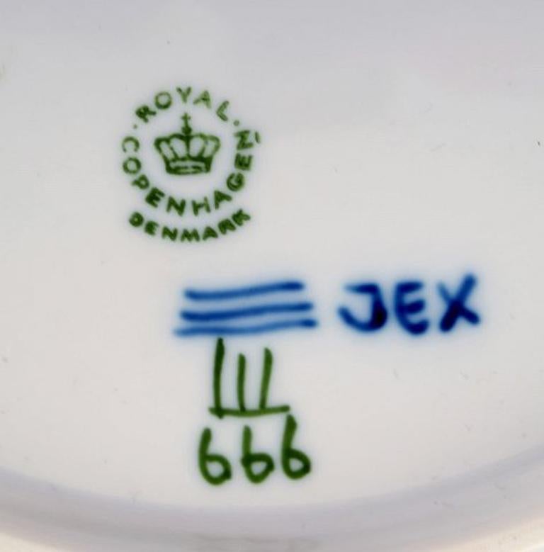 Danish Royal Copenhagen Blue Painted Princess Round Dish in Porcelain