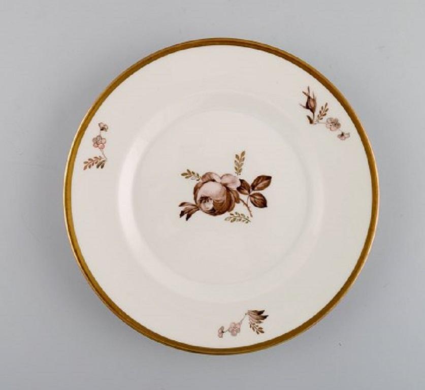 Servicio de café de rosas marrones de Royal Copenhagen para doce personas, años 60 / 70 mediados del siglo XX en venta