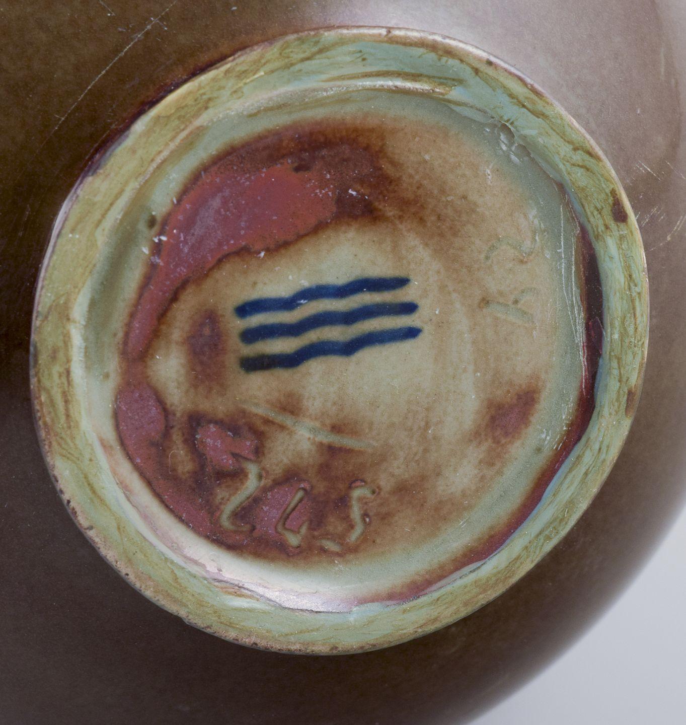 Royal Copenhagen, jarrón de cerámica con esmalte berenjena. Años 30/40. mediados del siglo XX en venta