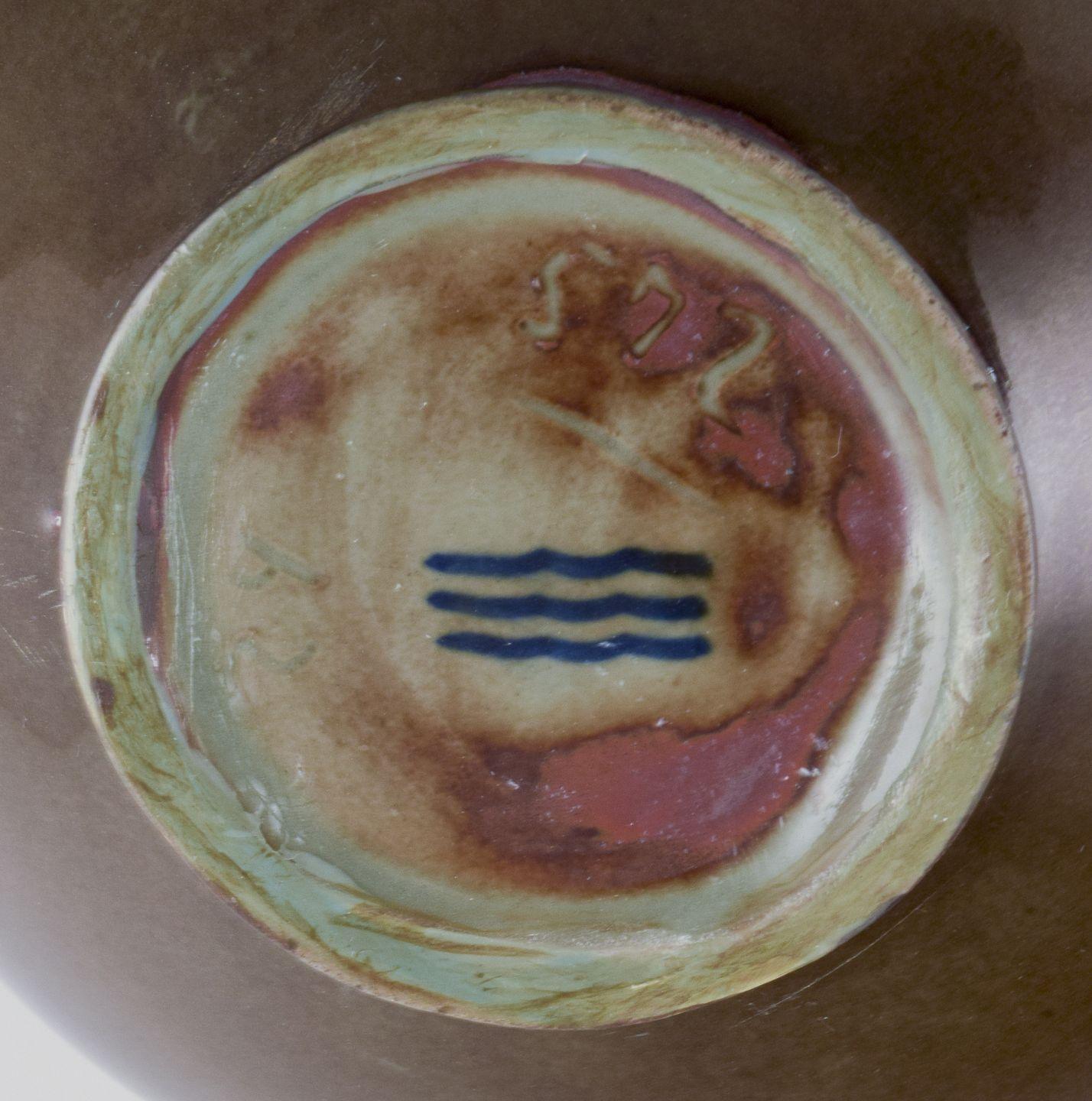 Royal Copenhagen, jarrón de cerámica con esmalte berenjena. Años 30/40. Cerámico en venta