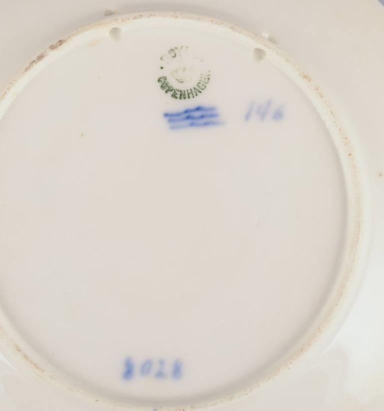 Early 20th Century Royal Copenhagen Christmas Plate from 1912 For Sale