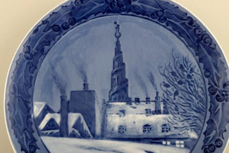Royal Copenhagen Christmas plate from 1917.
Measure: Diameter: 18 cm.
In excellent condition.
1st factory quality.
Stamped.
