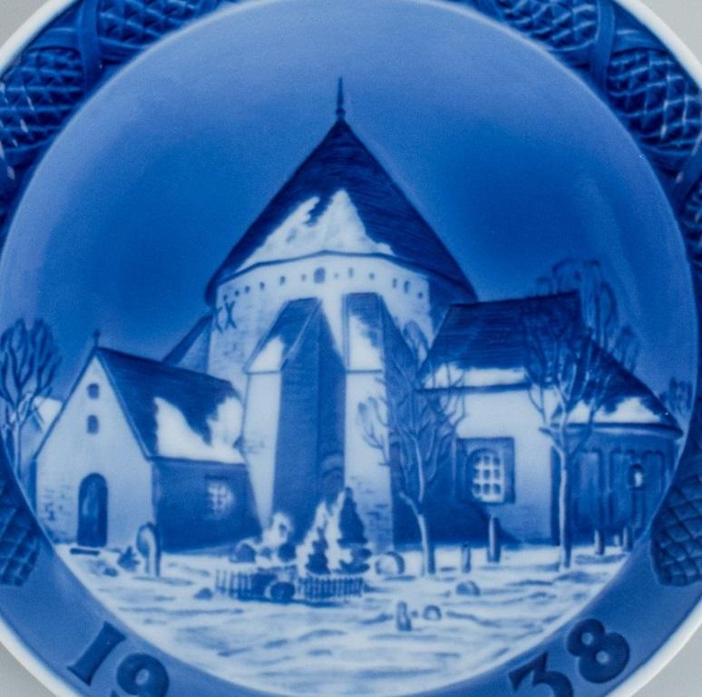 Royal Copenhagen Weihnachtsteller von 1938.
Durchmesser: 18 cm.
In ausgezeichnetem Zustand.
1. Fabrikqualität.
Markiert.