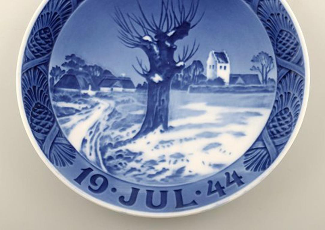Scandinavian Modern Royal Copenhagen, Christmas Plate from 1944