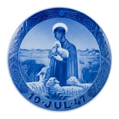Royal Copenhagen Christmas plate from 1947.