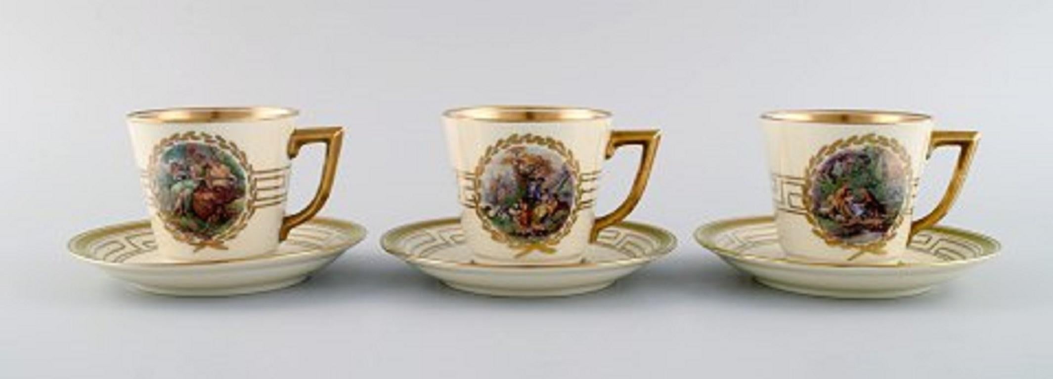 Royal Copenhagen Coffee Service for 10 People in Porcelain with Romantic Scenes 1