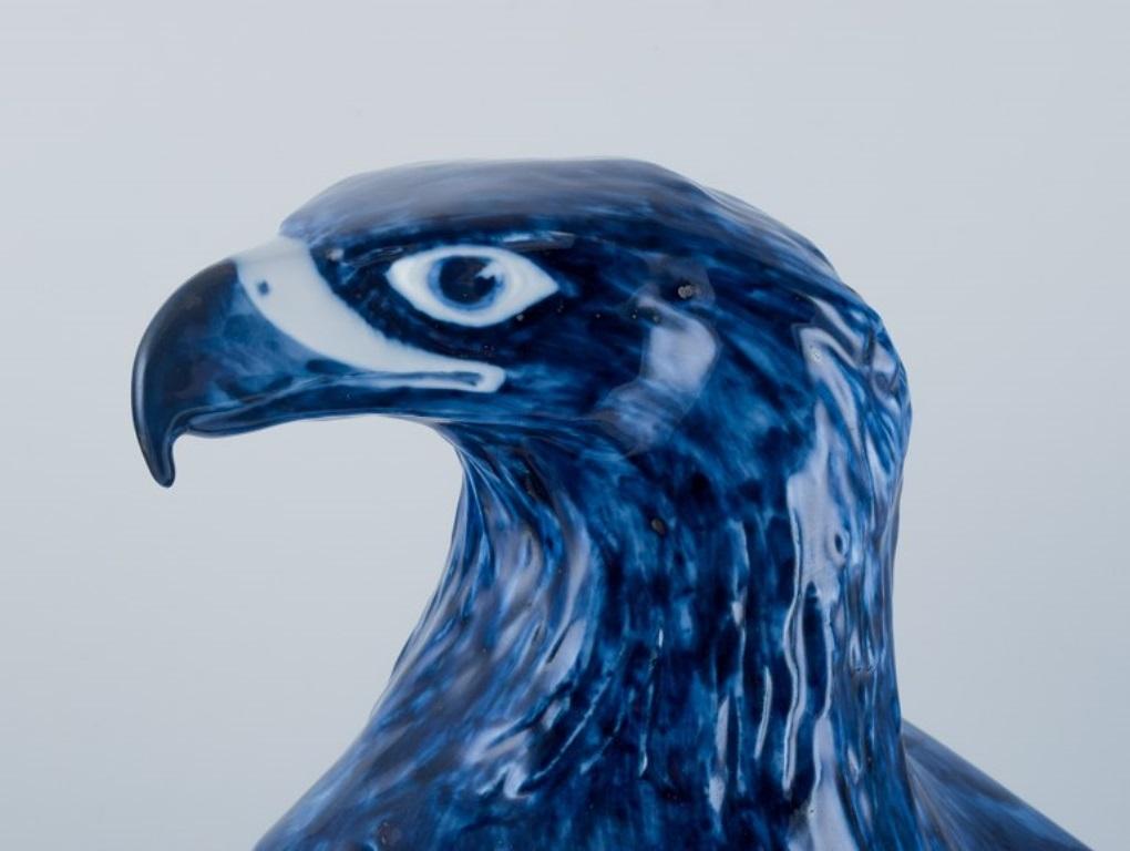 Royal Copenhagen, colossal sculpture of a bald eagle in porcelain For Sale 2