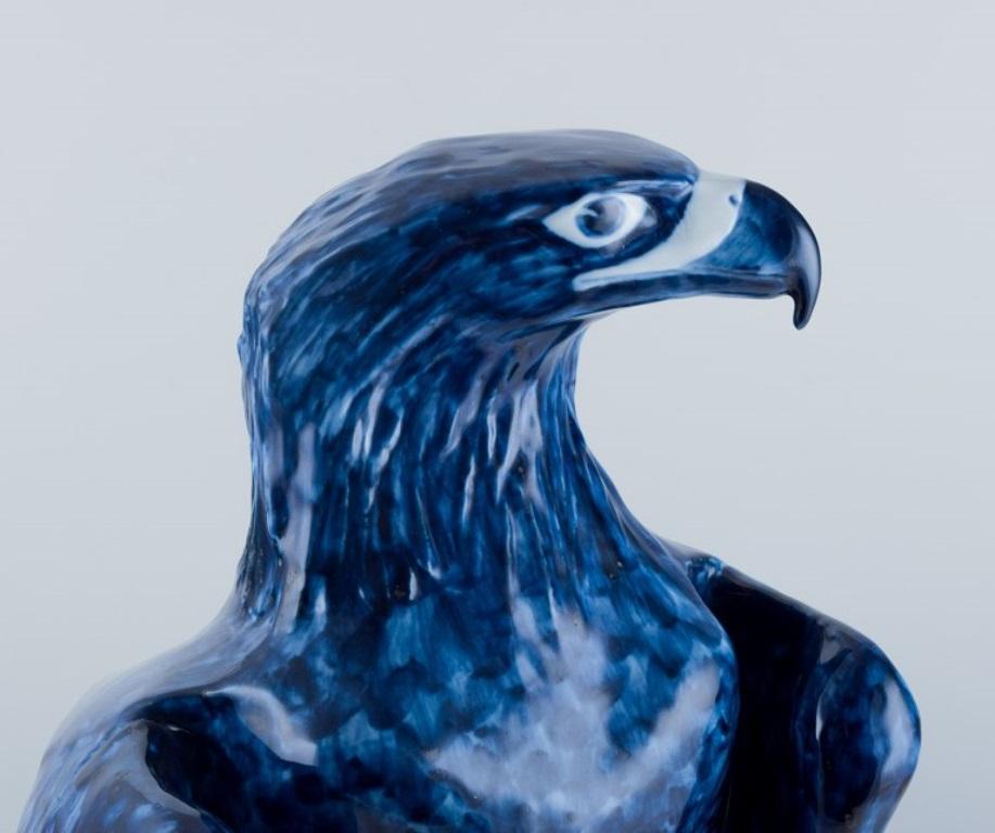 Royal Copenhagen, colossal sculpture of a bald eagle in porcelain For Sale 3