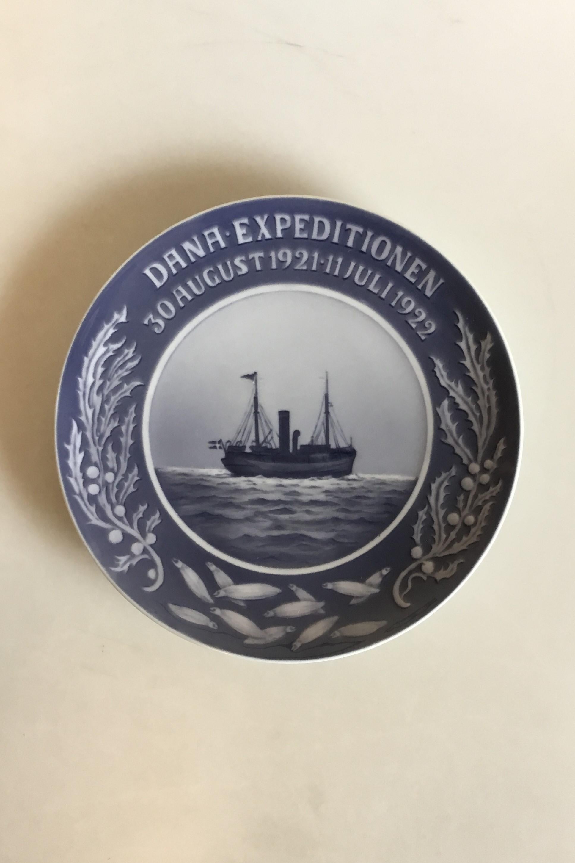 Art Nouveau Royal Copenhagen Commemorative Plate from 1922 RC-CM217 Dana Expedition For Sale