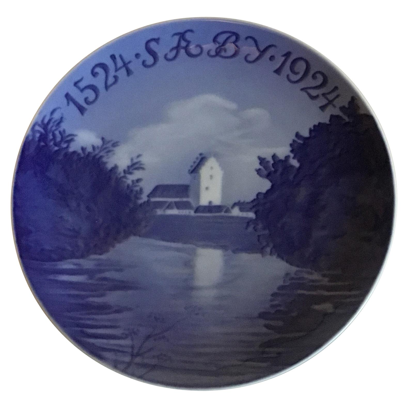 Royal Copenhagen Commemorative Plate from 1924 RC-CM225 For Sale