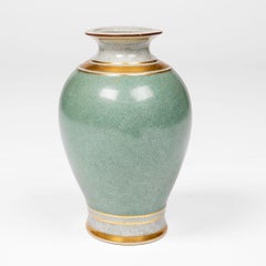 Jarrón de porcelana con esmalte craquelado Royal Copenhagen de Thorkild Olsen, Dinamarca