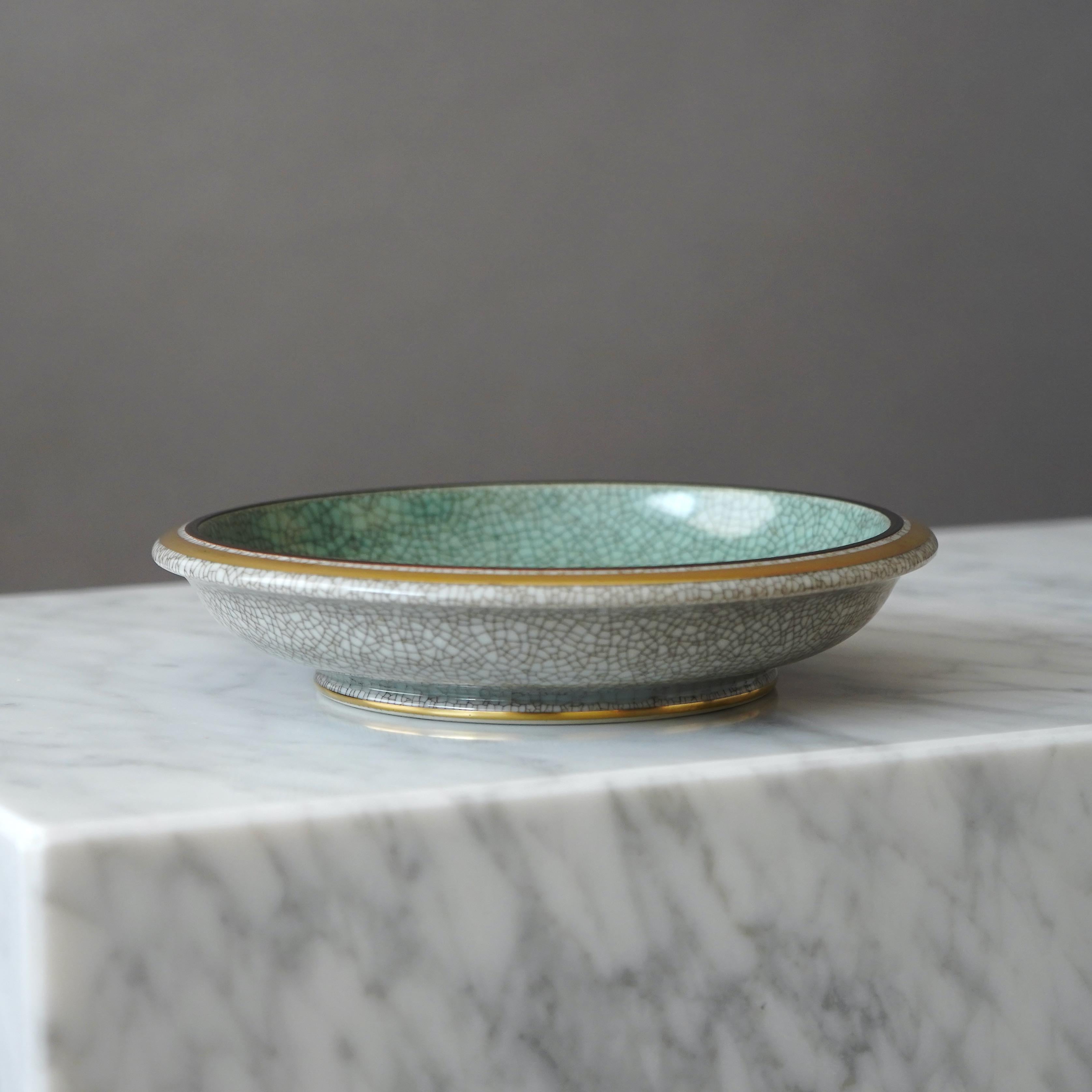 Ceramic Royal Copenhagen Crackle Glazed Bowl. Thorkild Olsen, Denmark, 1954. Green Gold. For Sale