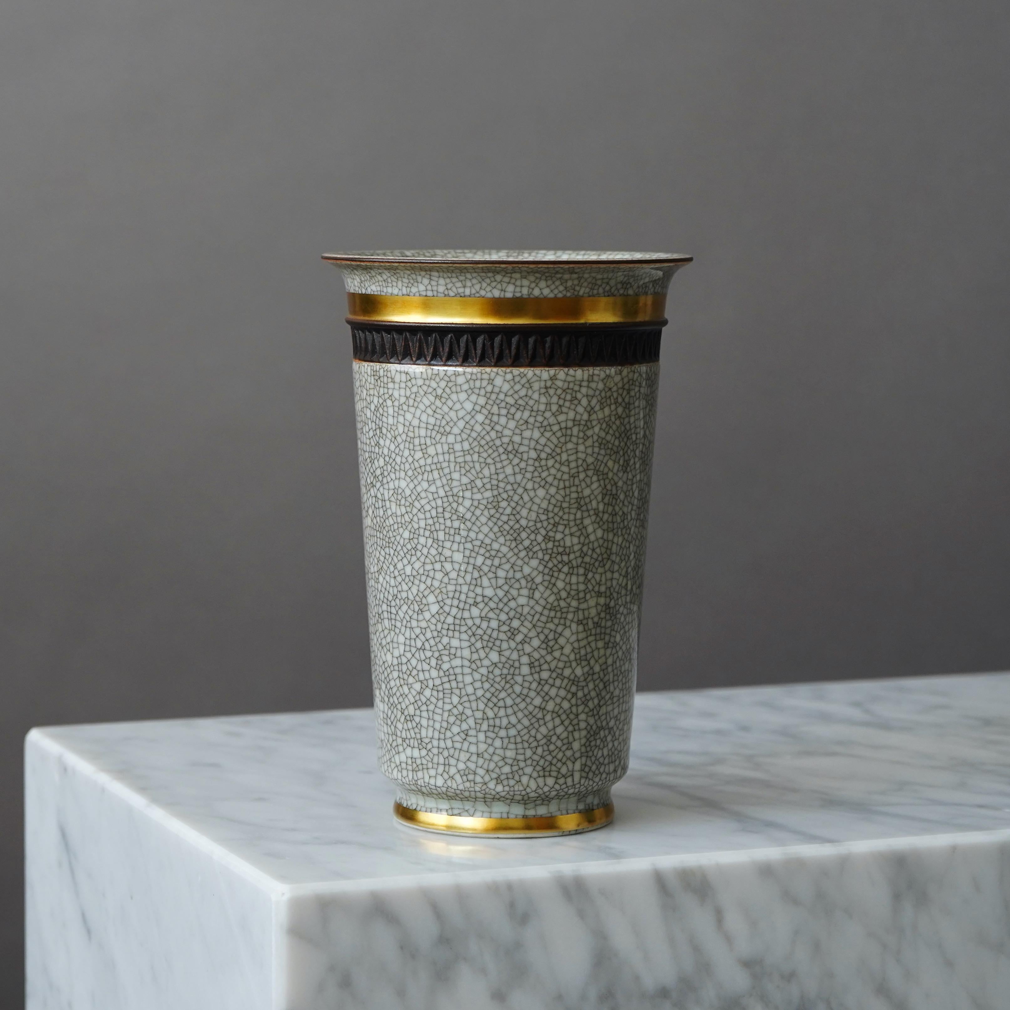 Crackle-Vase, glasiert, Royal Copenhagen. Thorkild Olsen, Dänemark, 1955. (Skandinavische Moderne) im Angebot