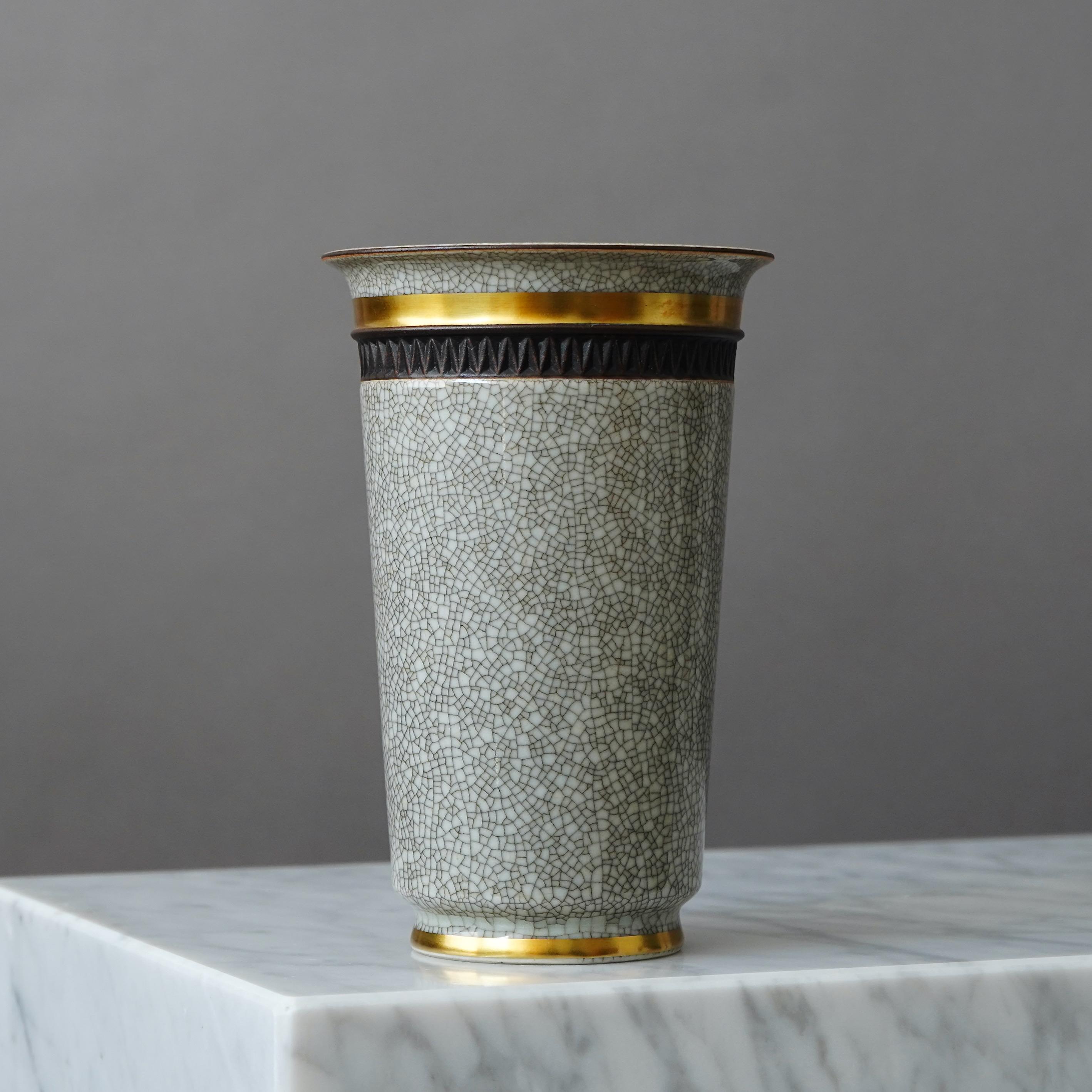 Crackle-Vase, glasiert, Royal Copenhagen. Thorkild Olsen, Dänemark, 1955. (Keramik) im Angebot