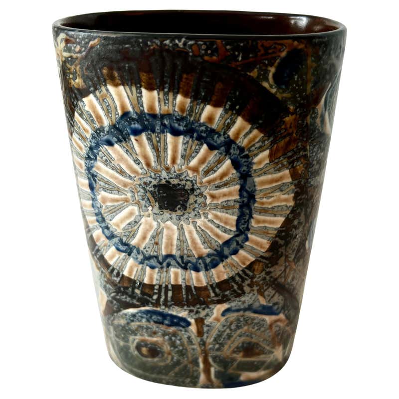 Vase in Brown with a Light Glaze by Jørgen Mogensen, 1960s For Sale at Vase in Brown with a Light Glaze by Jørgen Mogensen, 1960s For Sale at