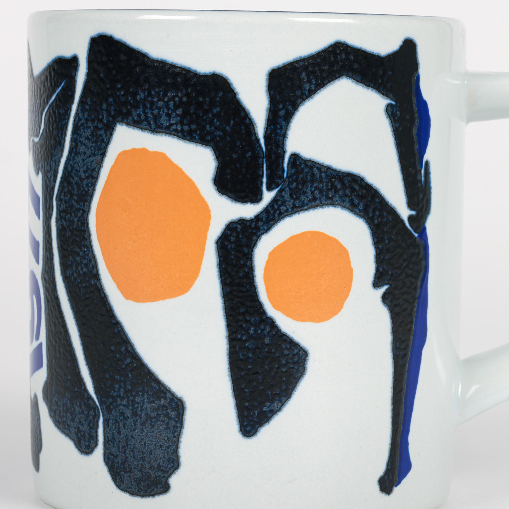 Royal Copenhagen Taza de loza con diseño de Inge-Lise Koefoed Año 1977 en venta 2