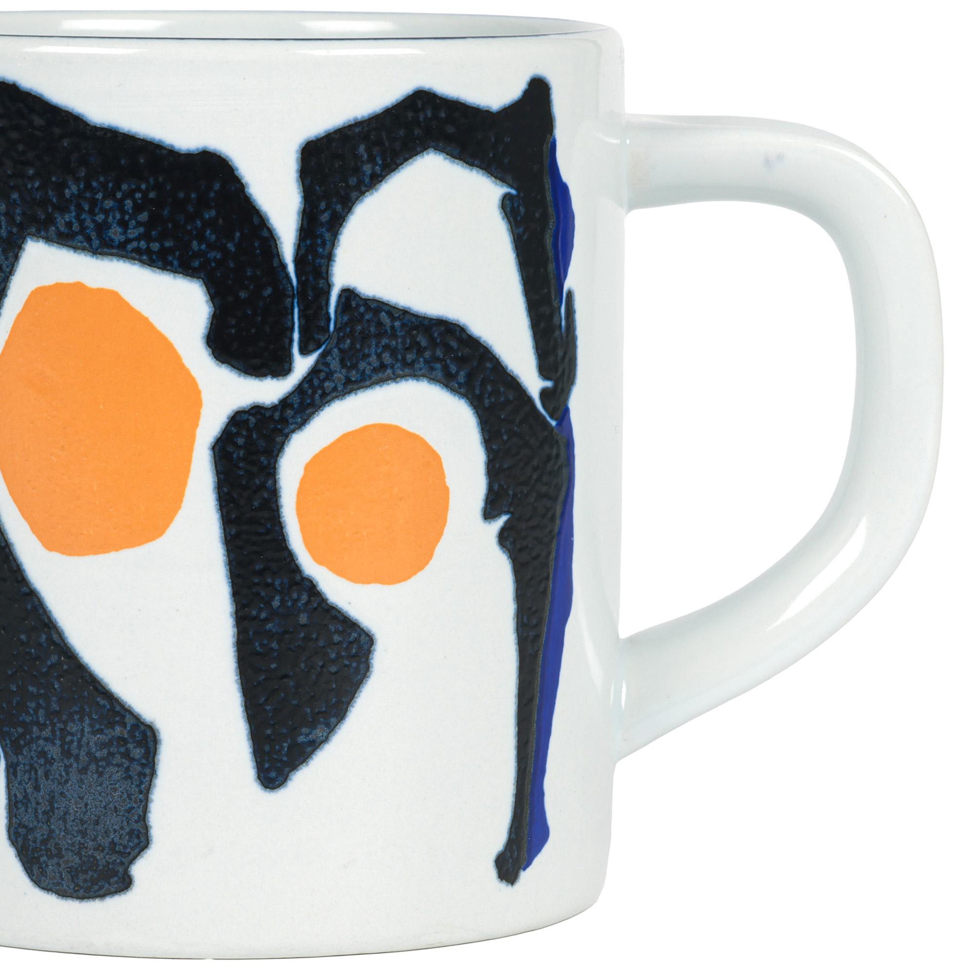 Royal Copenhagen Taza de loza con diseño de Inge-Lise Koefoed Año 1977 Danés en venta