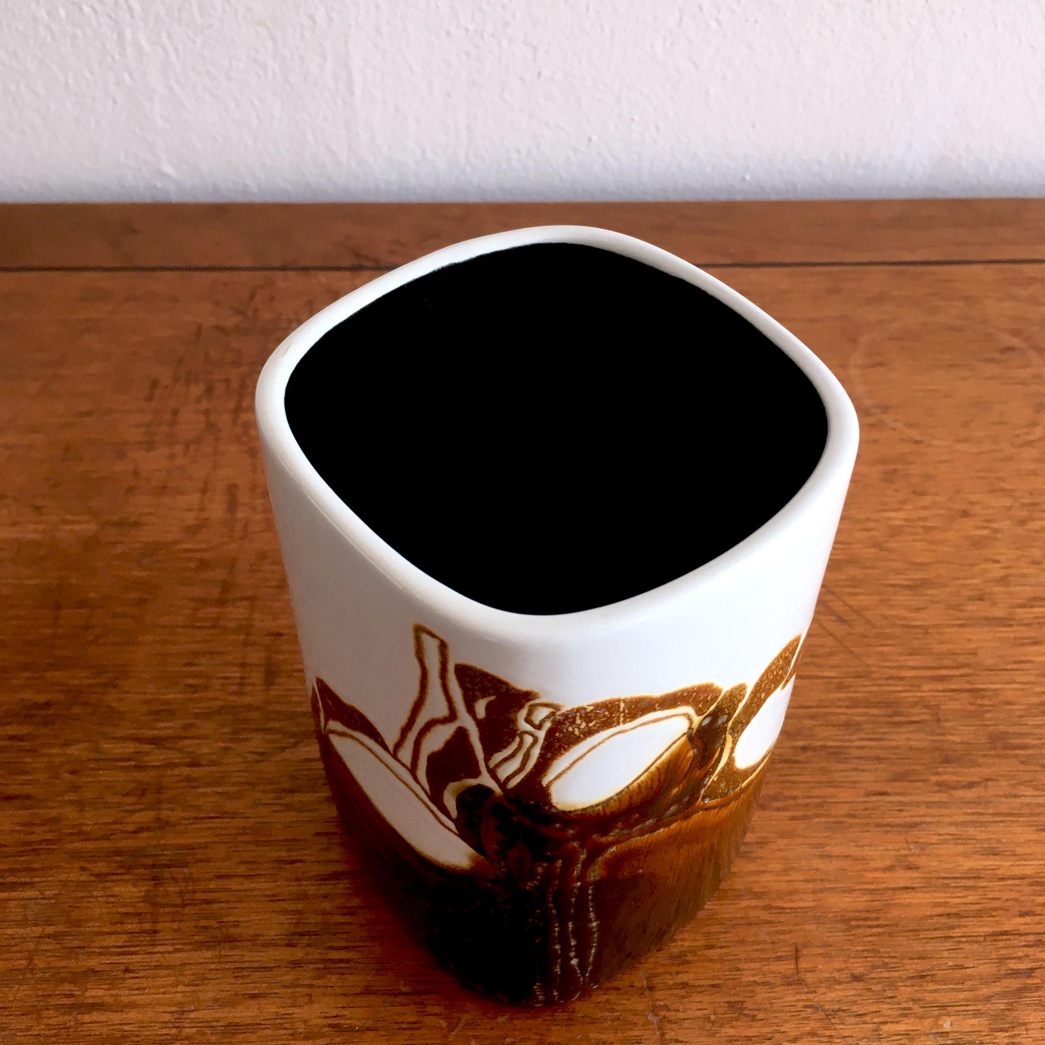 Royal Copenhagen Fajance by Ellen Malmer White and Brown Vase 668/ 3685 1