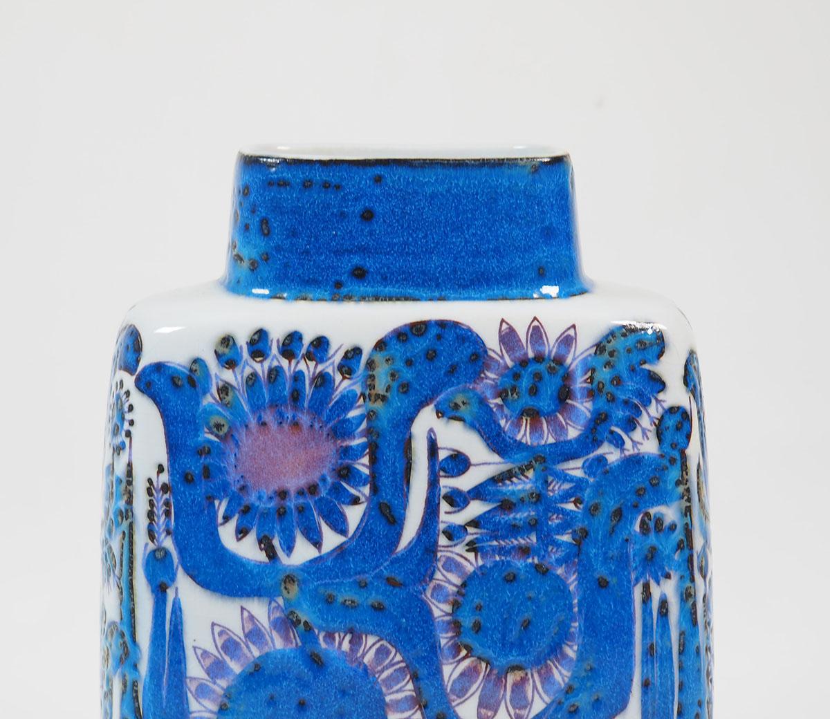 Royal Copenhagen fajance vase by Berte Jessen In Good Condition For Sale In HEILOO, NL