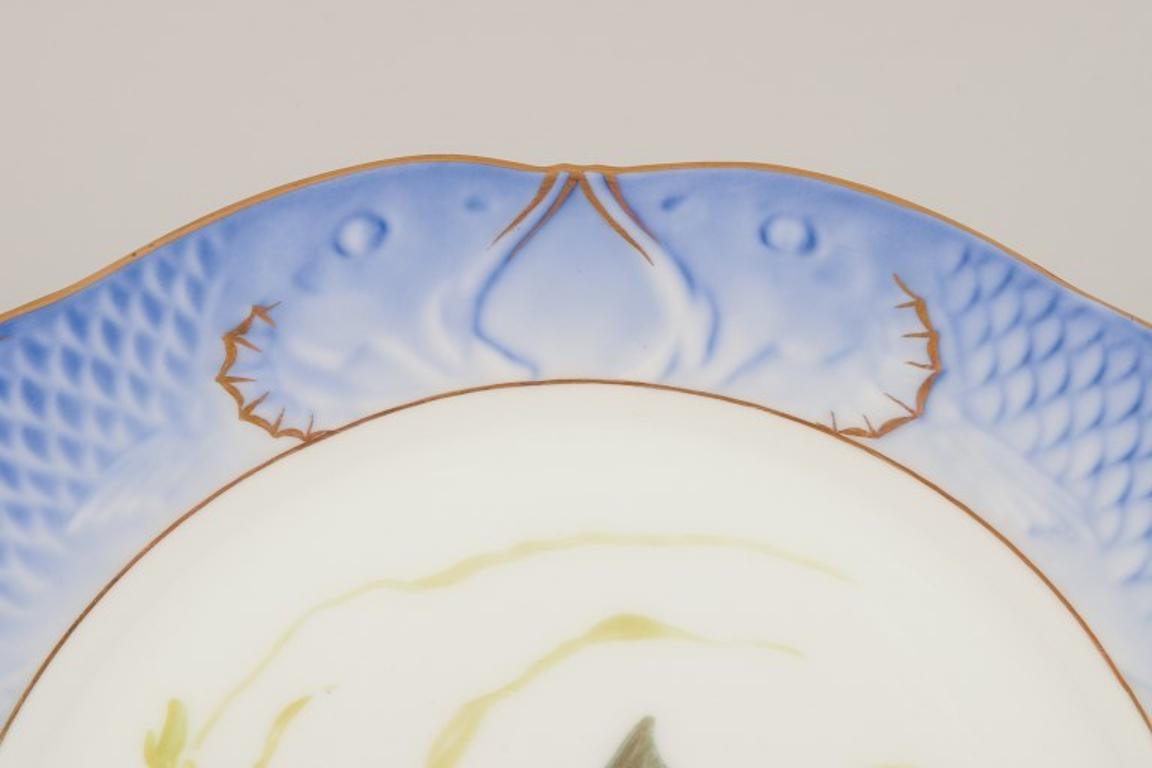 Hand-Painted Royal Copenhagen Fauna Danica fish plate. Hand-painted fish motif. For Sale