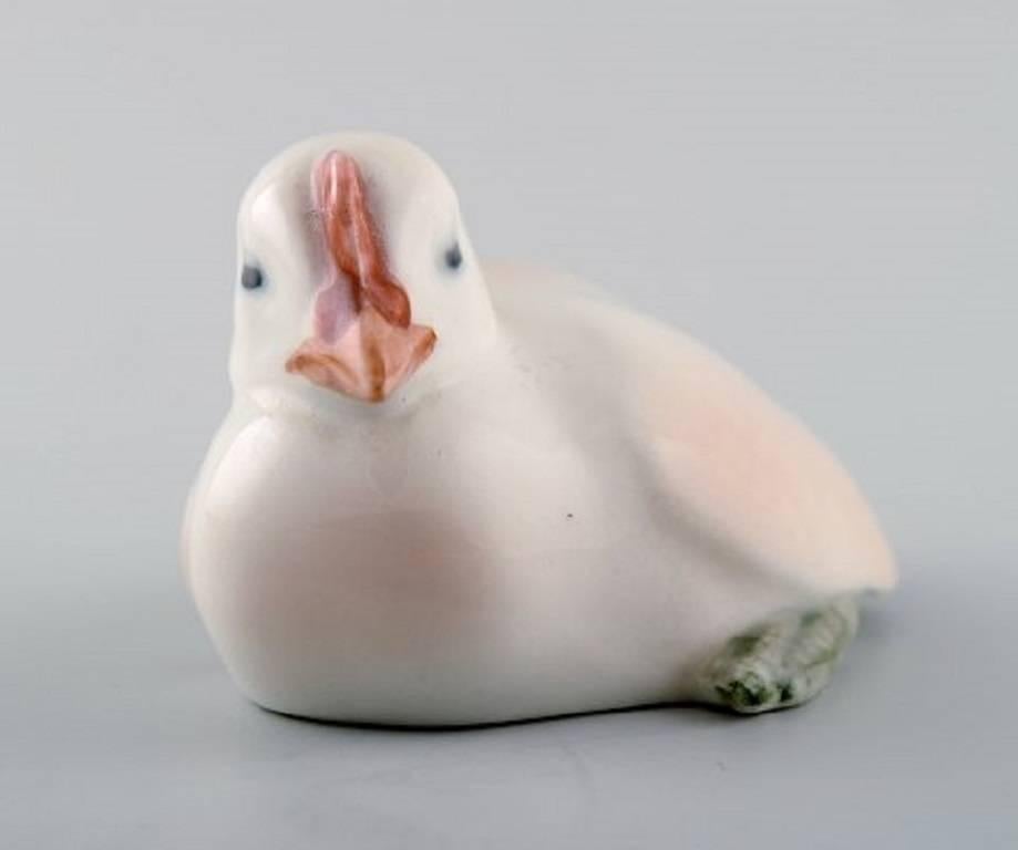 Royal Copenhagen figure of chicken # 266.
Measures: 8.5 cm. long.
In perfect condition.
1. factory quality.