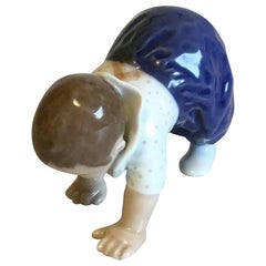 Royal Copenhagen Figur Krabbelkind Nr. 1518