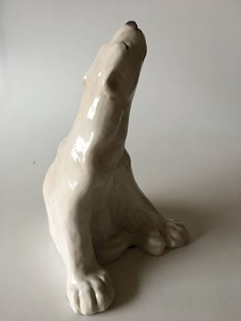 Royal Copenhagen Figurine large Polar Bear #825. Measures 29cm x 23cm and is designed by Knud Kyhn.