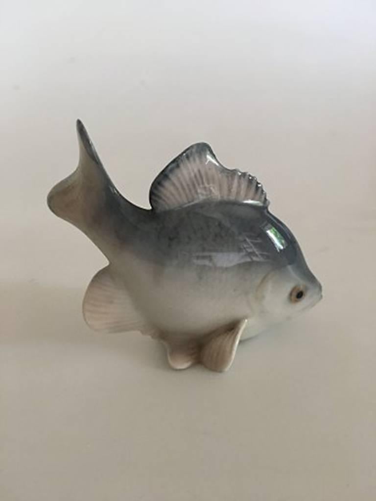 Royal Copenhagen figurine of fish no. 2553. Measures: 6 cm H (2 23/64 inches). In great condition.