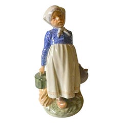 Königliche Royal Copenhagen Figur Bauernmädchen mit Mittagessen #815