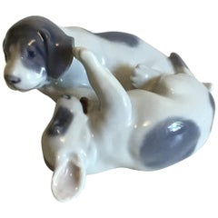 Royal Copenhagen Figurine Pointer Puppies Playing No 453