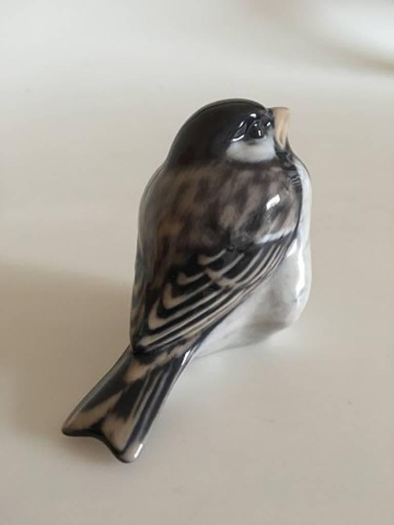 Royal Copenhagen figurine sparrow #1519. Measures 6 cm, designed by A. Nielsen and is in good condition.