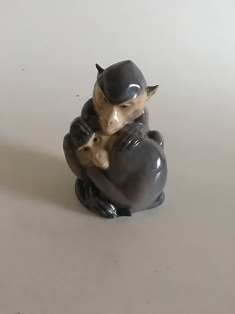 Royal Copenhagen figurine with monkeys by Christian Thomsen #415. Measures 13cm and is in good condition. Marked as a second.