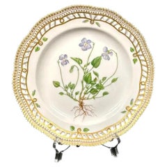 Royal Copenhagen Flora Danica 9" Plate, Viola Canina L, Gilt Border