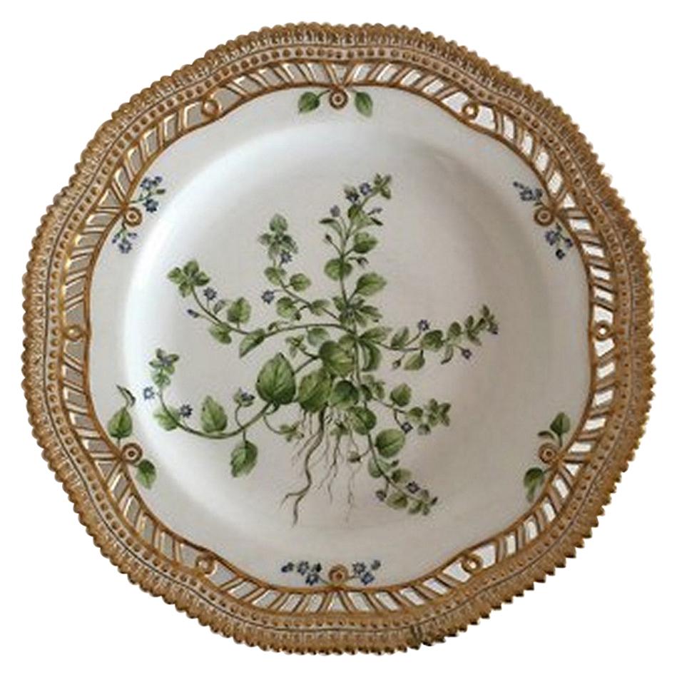 Royal Copenhagen Flora Danica Antique Pierced Plate #3554 Veronica Polita Fr.