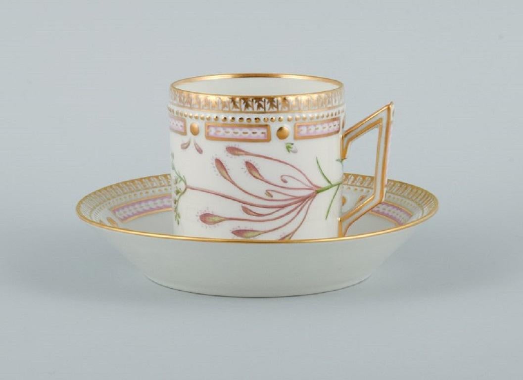 Royal Copenhagen, Flora Danica chocolate cup with matching saucer.
Model no. 20/3512.
1969-1974.
First factory quality.
In perfect condition.
Measures: Cup: D 6.5 x H 6.5 cm. Without handle.