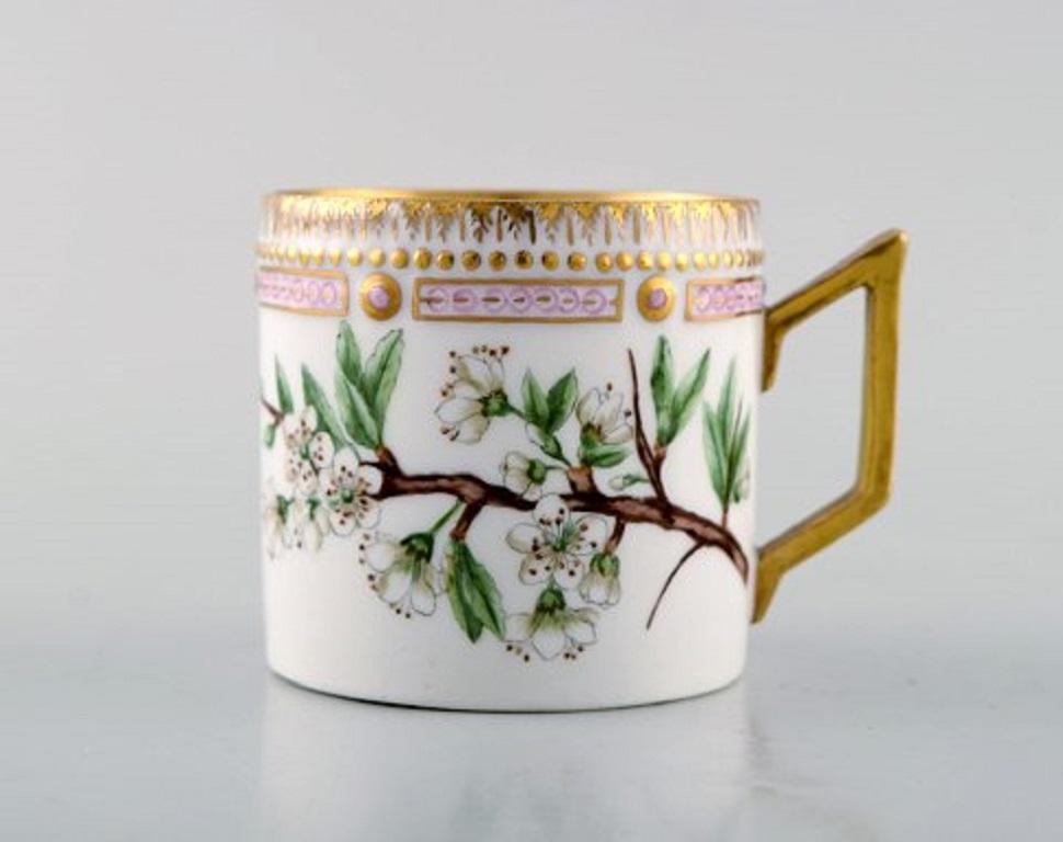 Royal Copenhagen flora Danica chocolate cup with saucer. Decorated with blackthorn.
The cup measures: 6.5 x 6.5 cm.
The saucer measures: 14 x 3 cm.
2nd factory quality. In perfect condition.
Stamped.

         