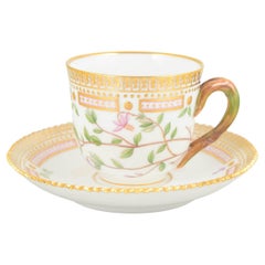 Royal Copenhagen. Flora Danica demitasse cup with saucer in porcelain. 1960s