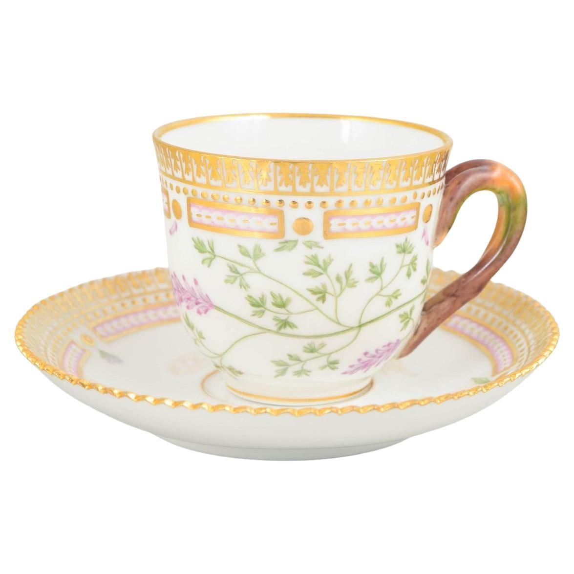 Royal Copenhagen. Flora Danica demitasse cup with saucer in porcelain. 1960s