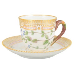 Royal Copenhagen. Flora Danica demitasse cup with saucer in porcelain. 1960s