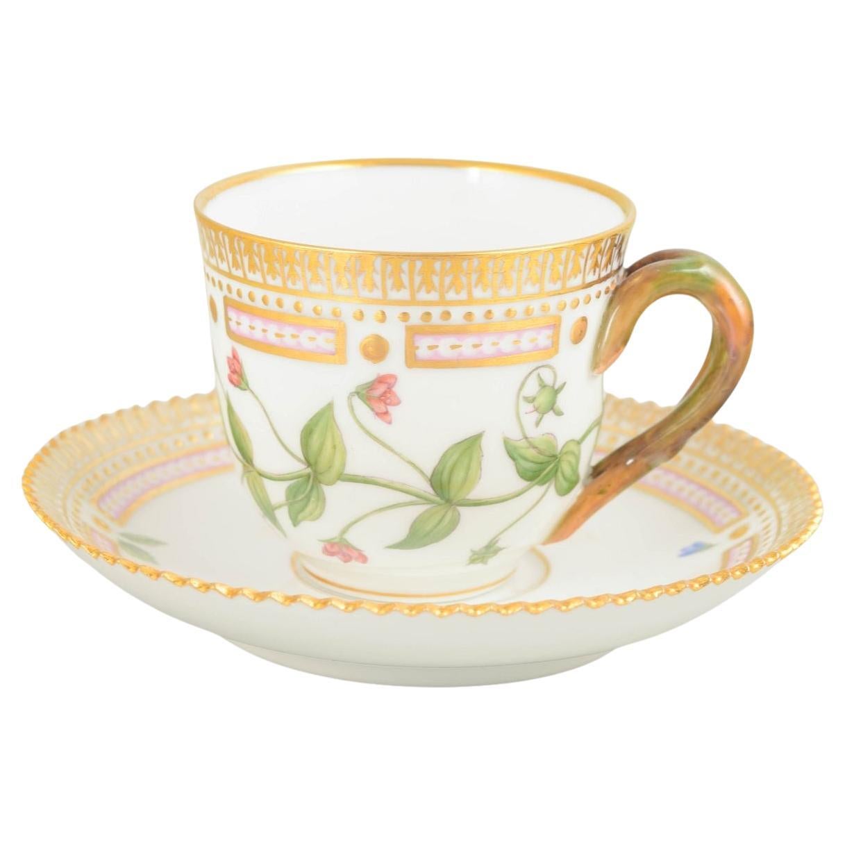 Royal Copenhagen. Flora Danica demitasse cup with saucer in porcelain. 1960s