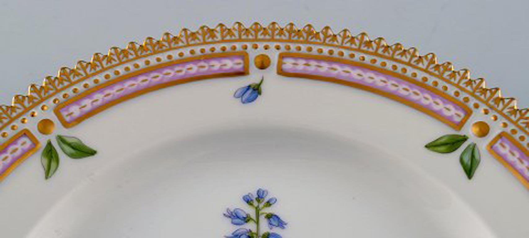 Neoclassical Royal Copenhagen Flora Danica Dessert Plate # 20/3551