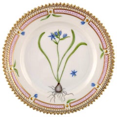 royal copenhagen porzellan Royal Copenhagen Flora Danica Dessert Plate