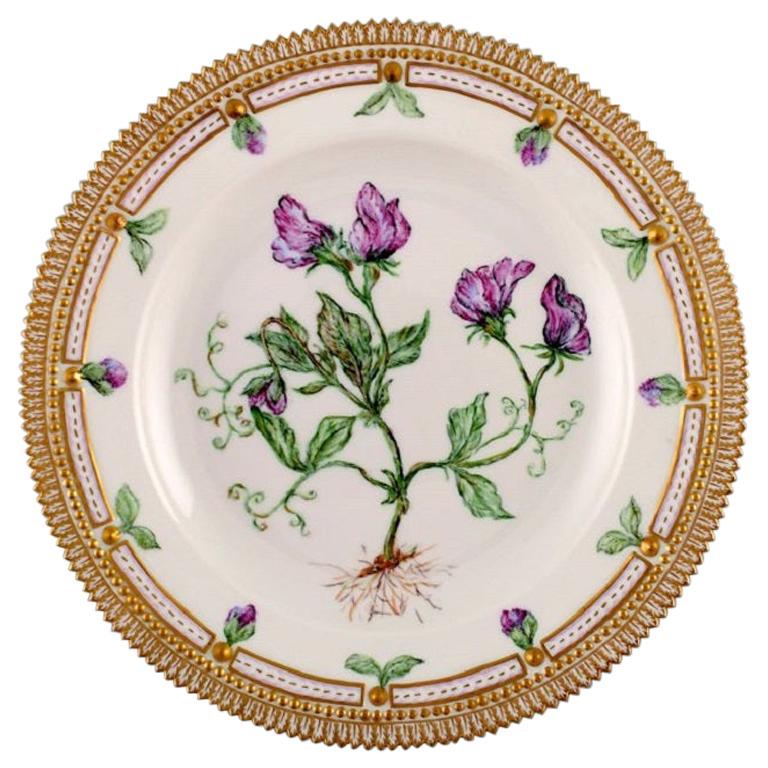 Royal Copenhagen Flora Danica Dinner Plate, Dated 1962