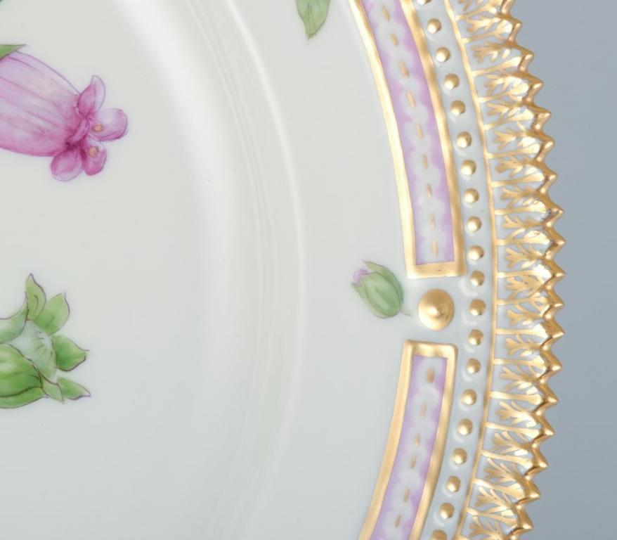 Hand-Painted Royal Copenhagen Flora Danica dinner plate in porcelain